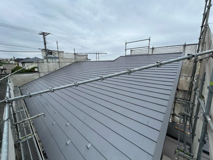 横浜市保土ヶ谷区 屋根カバー工事